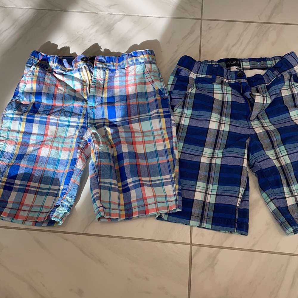 Boys bundle of 2 pairs of shorts. Both are size 10. Great for summer.